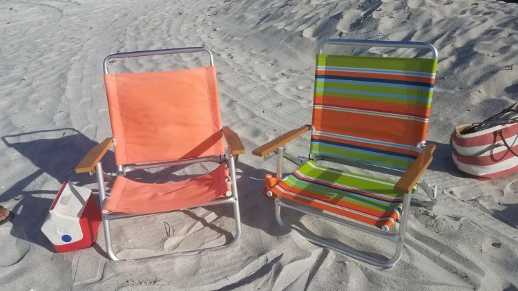 Wskazówki dotyczące kupowania krzeseł plażowych, ciesz się pocałunkiem morskiej bryzy!