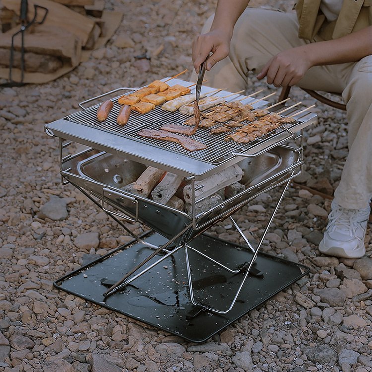 Grill węglowy